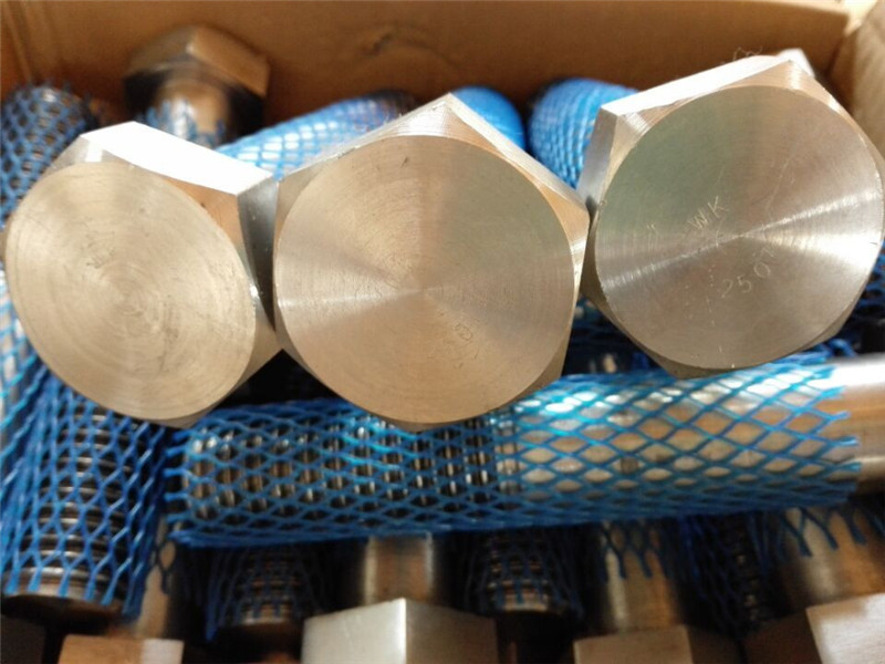 большой запас механических крепежных элементов с высокой прочностью, тяжелый шестигранный болт и гайка